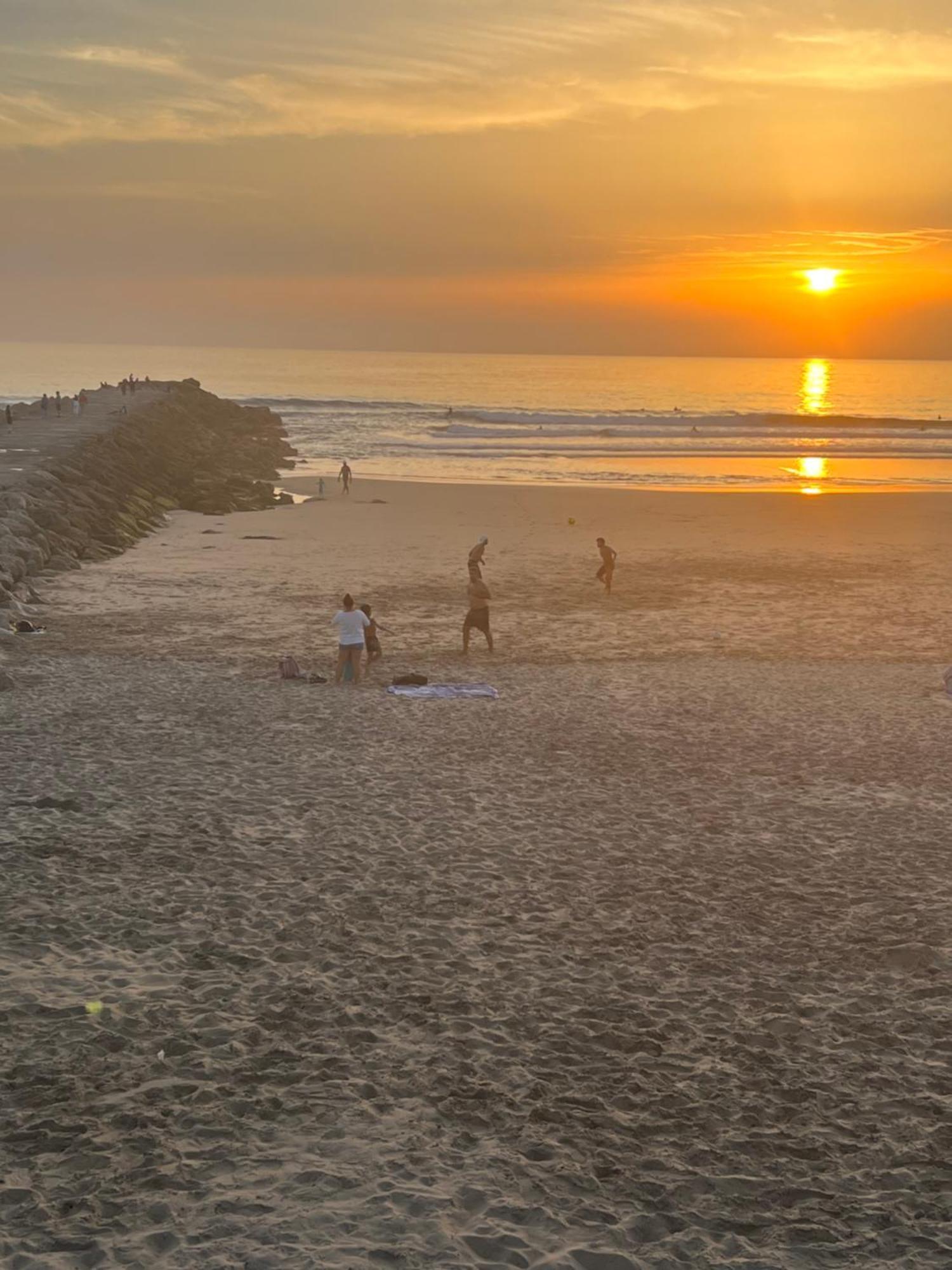 Apartamento Para Ferias 2 Minutos Da Praia Costa Da Caparica Exterior foto